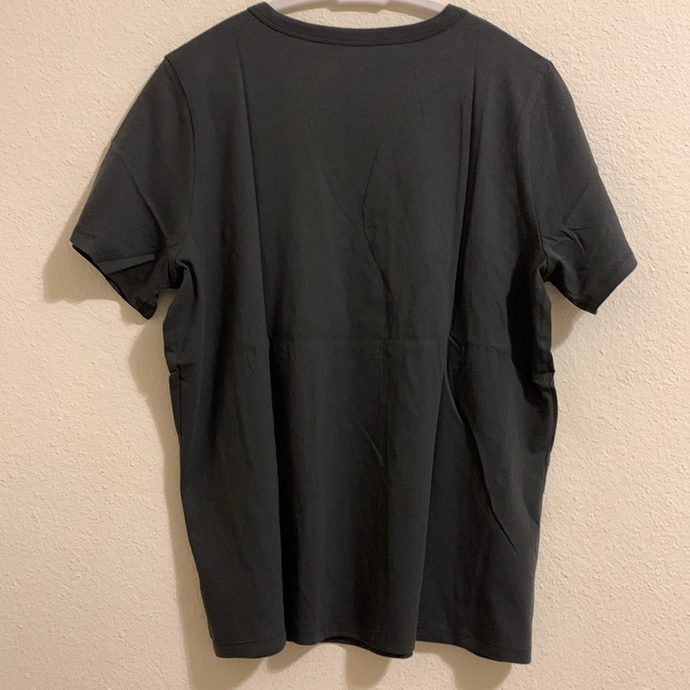 Old navy L tall everywear short sleeve crew neck t-shirt 3-pack NWT - Picture 9 of 10